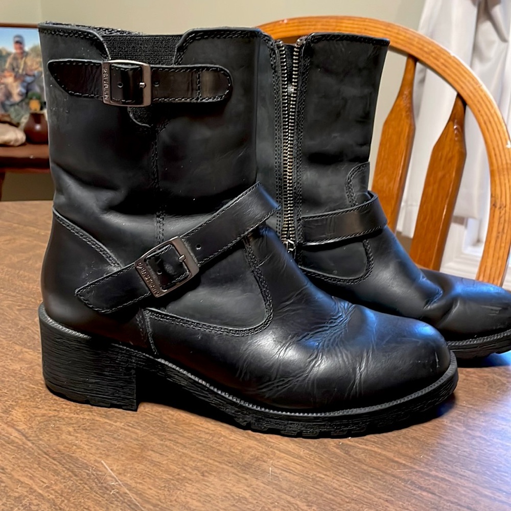 Eastmans Moto boots. Super comfortable. Weather resistant.